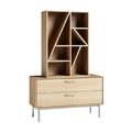 Moderne houten boekenkast met lades