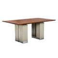 Eettafel met houten blad en moderne metalen poten